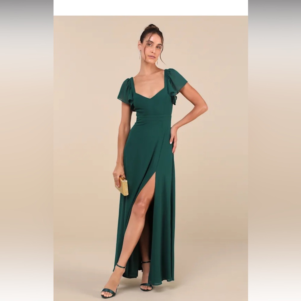 COPY - NWT Simply Delightful Dark Green Tie-Back Flutter Sleeve Maxi Dress
Lulus